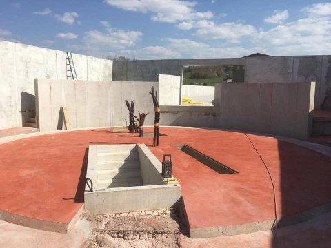 Construction et création de bâtiment agricole pour salle de traite roto près de Pontarlier